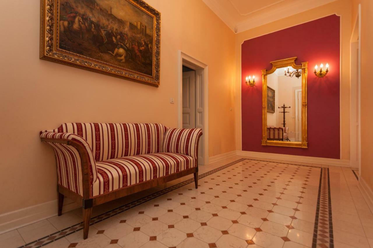 Filip'S Palace Luxurious Apartment Lubiana Esterno foto