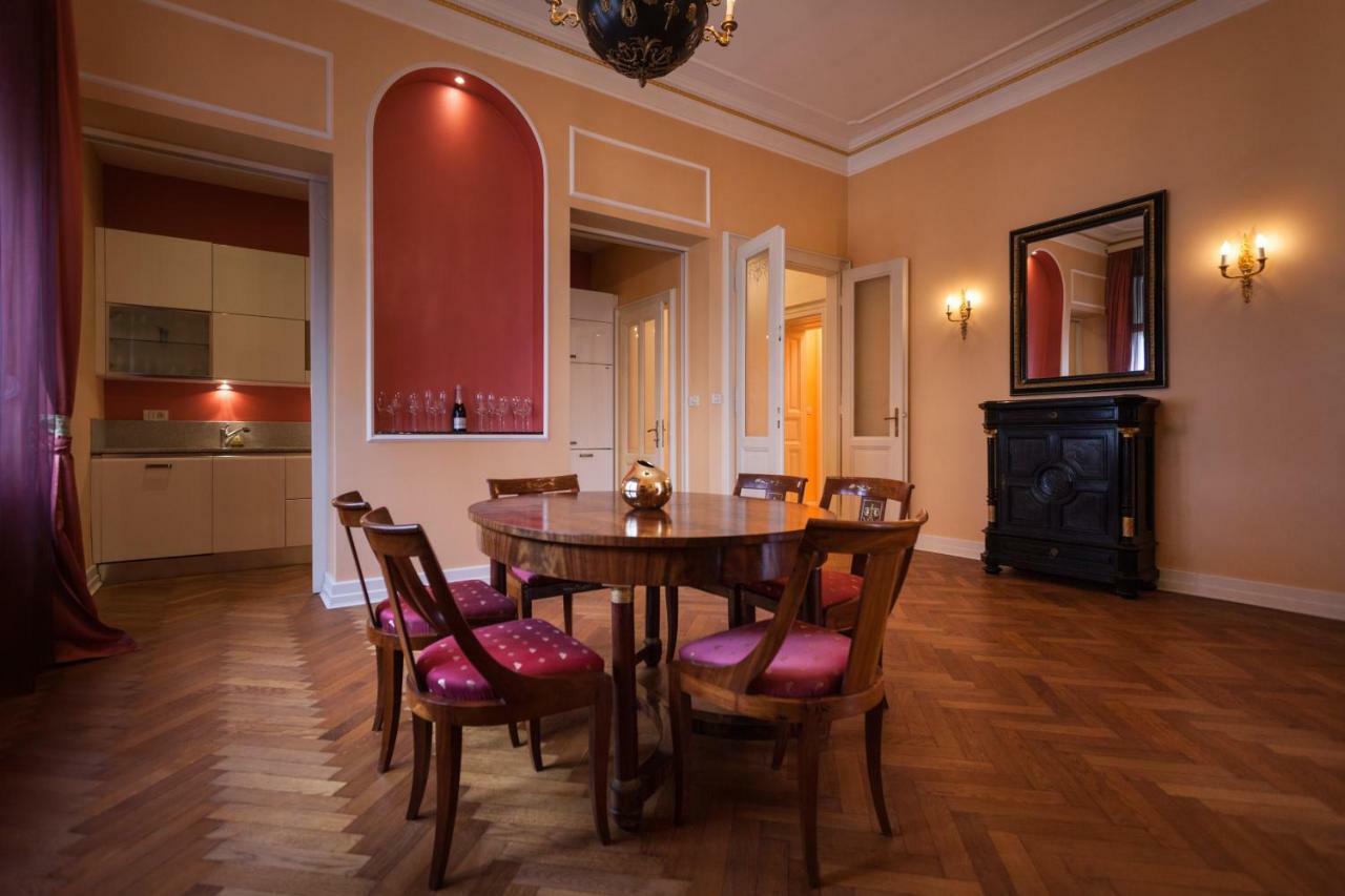 Filip'S Palace Luxurious Apartment Lubiana Esterno foto