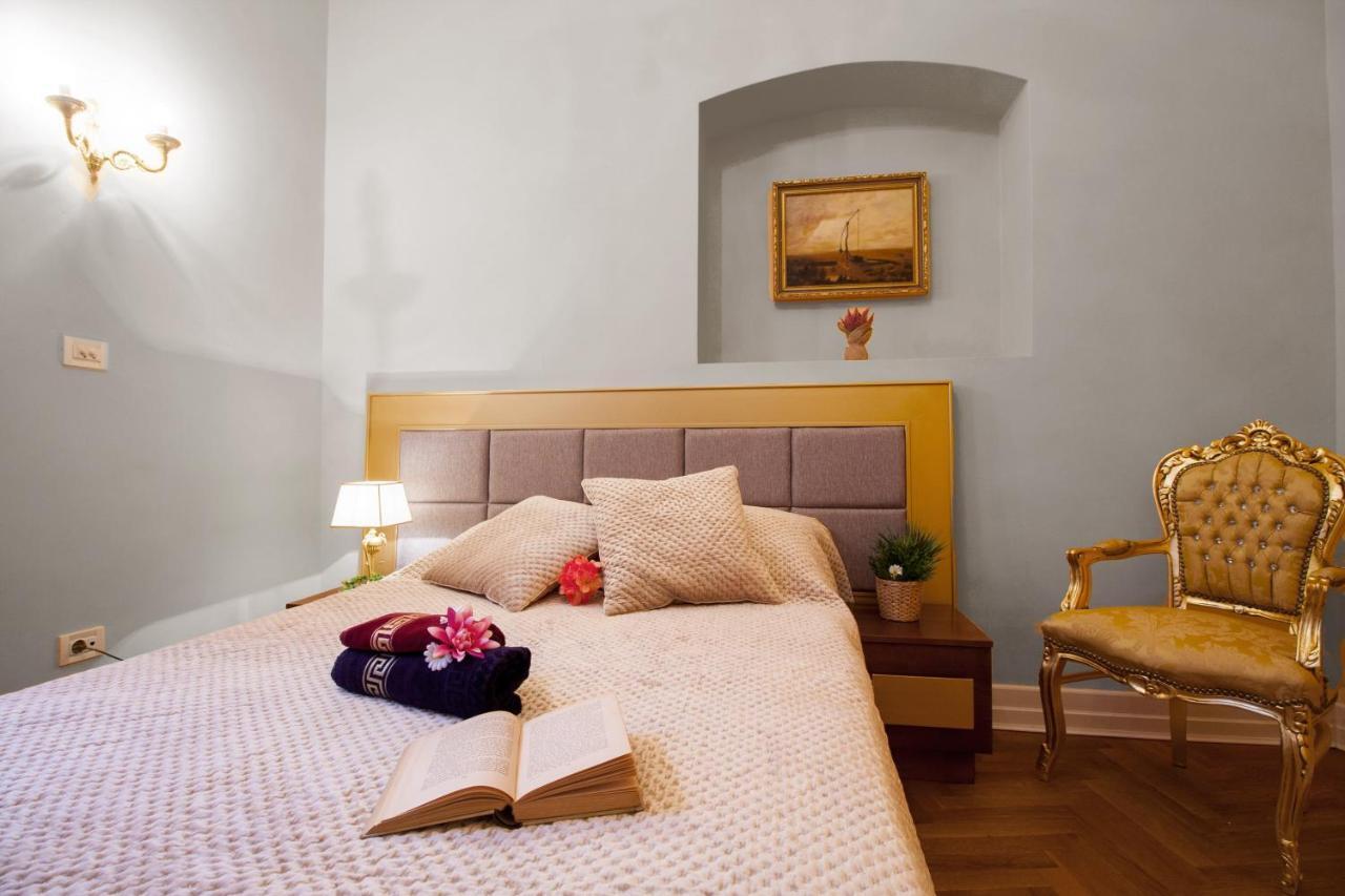 Filip'S Palace Luxurious Apartment Lubiana Esterno foto